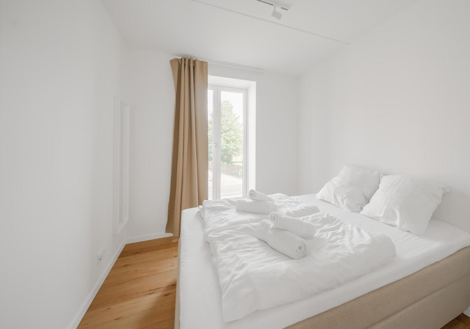 Fantastic 2-bed W Balcony