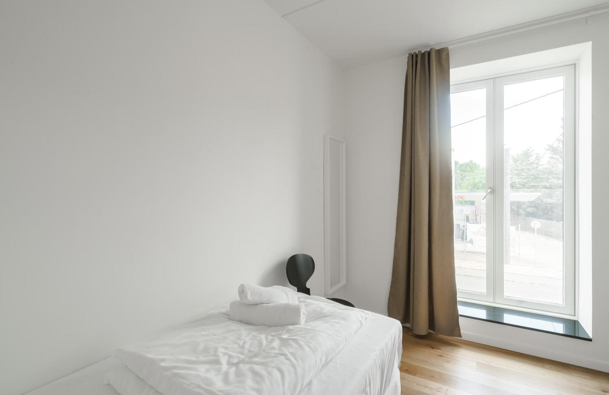 Fantastic 2-bed W Balcony Lägenhet Odense