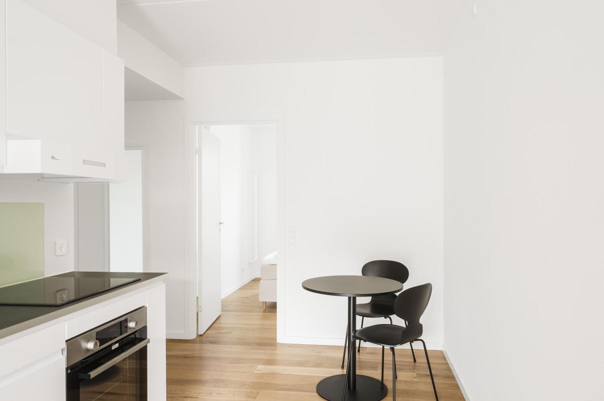 Fantastic 2-bed W Balcony